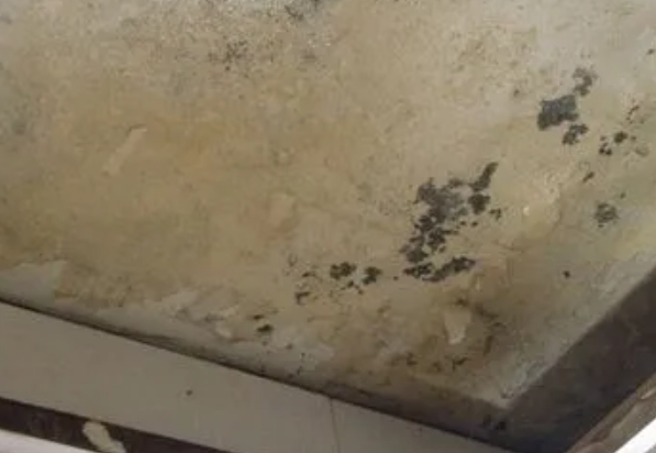 德化阳台漏水维修公司分享下德化卫生间渗水维修需要注意哪些问题。